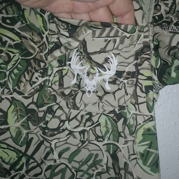 Texas A&M S Texas Trophy Hunters Association Cammo T-Shirt - Picture 3 of 7